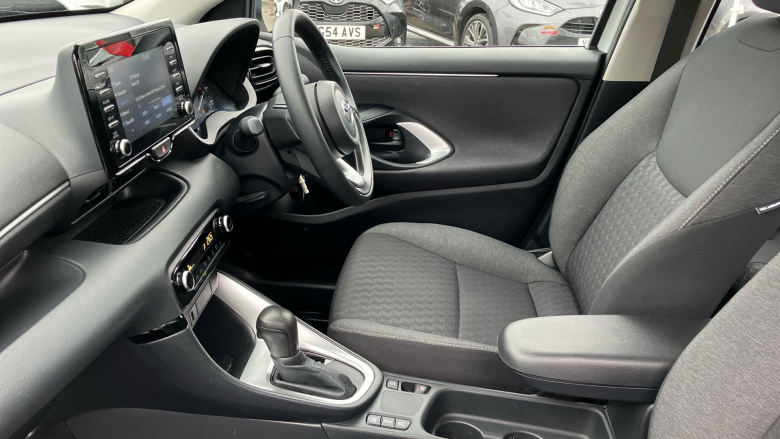 Toyota Yaris 1.5 Hybrid Icon 5dr CVT Hybrid Hatchback